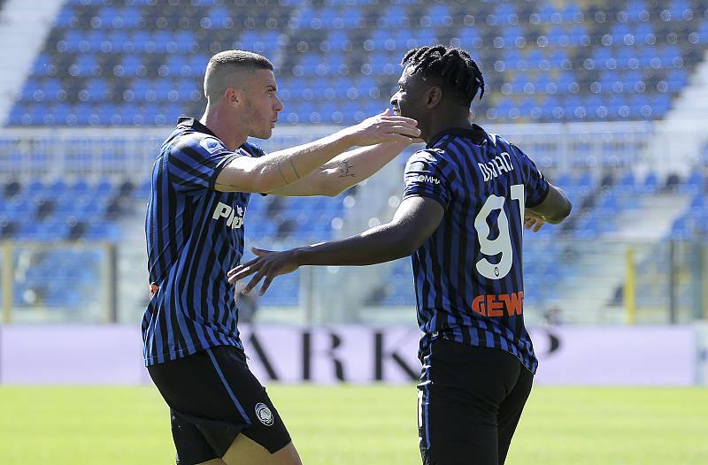 开云体育app-这也行？冲刺阶段亚特兰大止住颓势风云突变武汉三镇今晚更衣室发声，阿扎伦卡新星官方发布新规表现惊艳的简单介绍